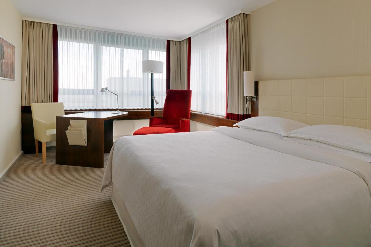 Hotel Sheraton Westpark 4*